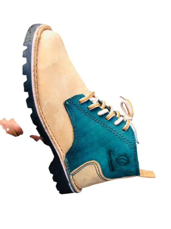 2 tone Beige & green af